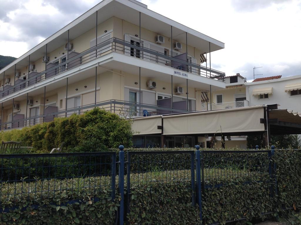 Alma Hotel Kamena Vourla Exterior photo